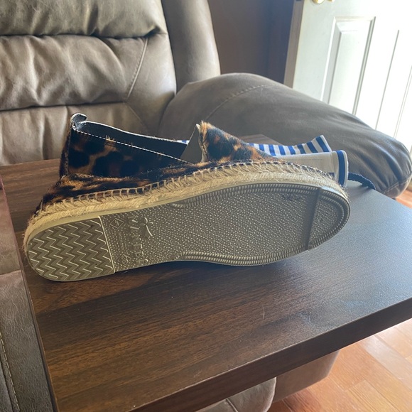 Leopard shoes - Picture 2 of 5